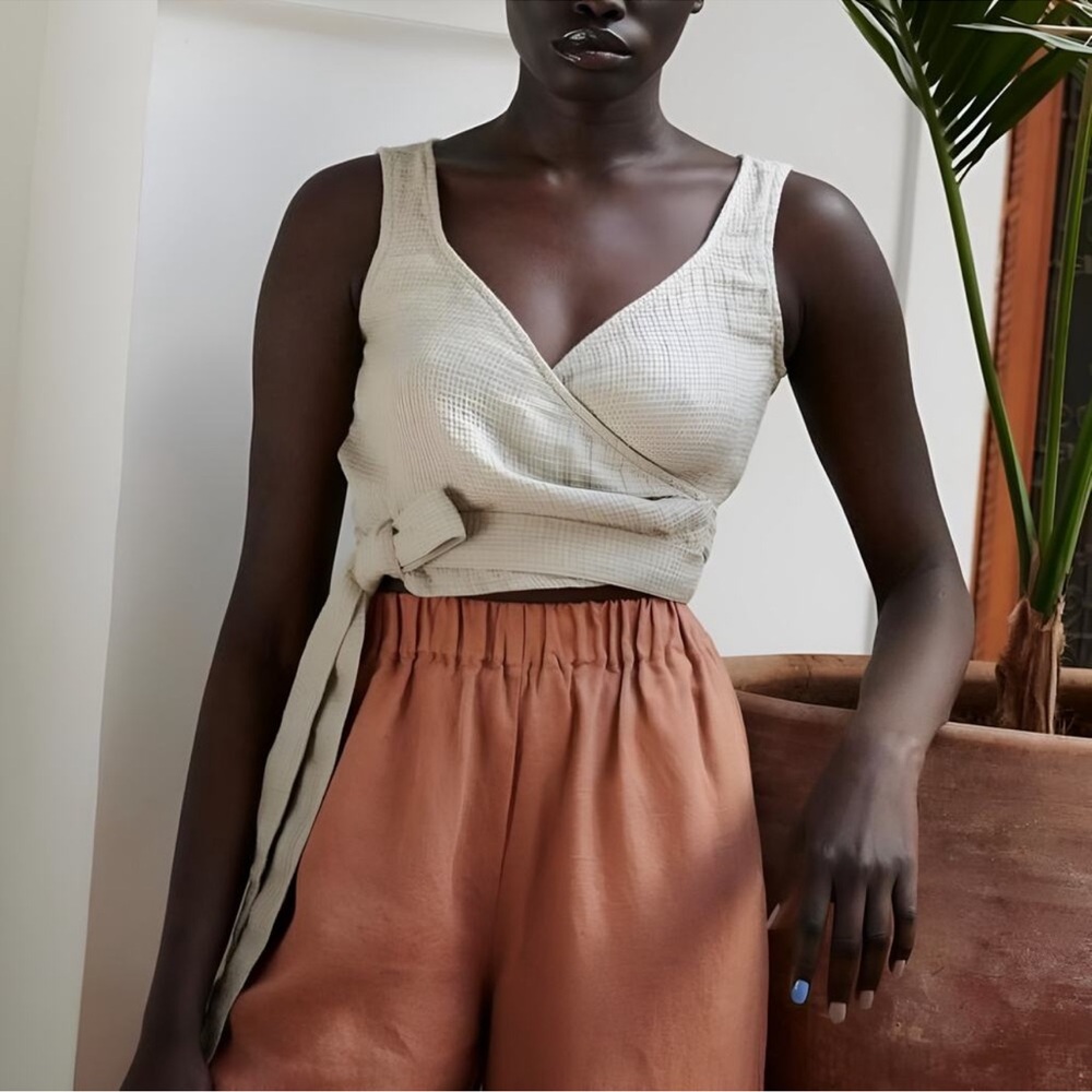 Linenfox Womens Beachy Boho Neutral Soja Tie Wrap Waffle Linen Crop Top Size XS